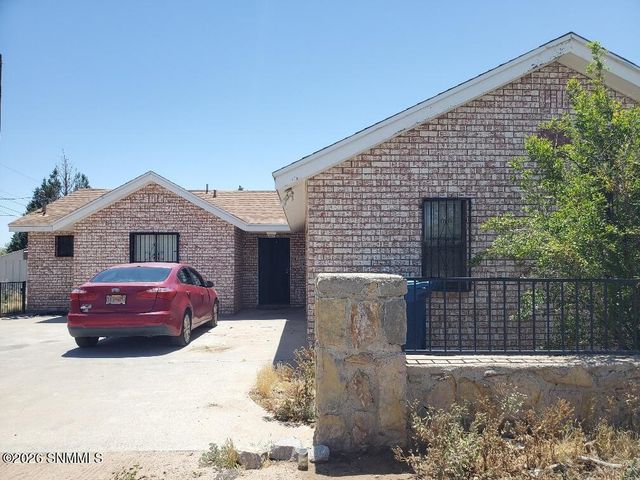 1926 Webb Road, Las Cruces, NM 88012
