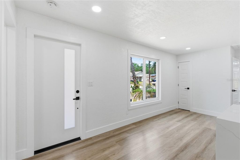 Image 4 of property listing at 1865 SPRINGTIME AVENUE, Clearwater, FL 33755