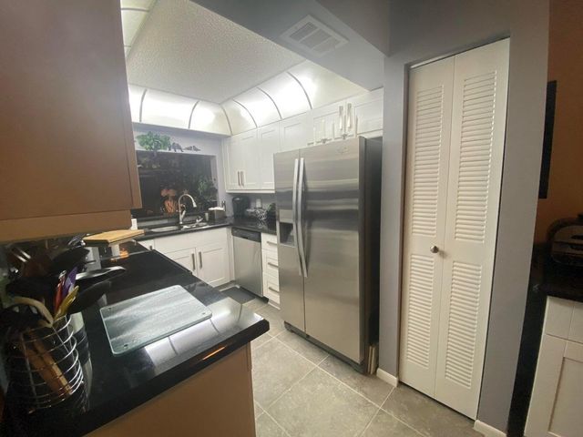 7915 Willow Spring Drive 1223, Lake Worth, FL 33467