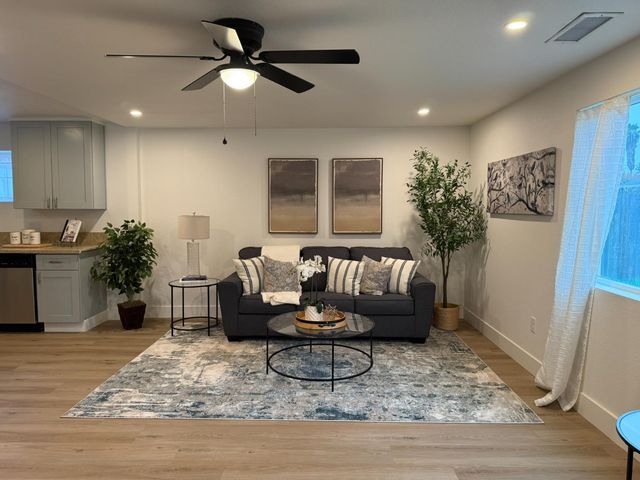 515 Grant, Turlock, CA 95380