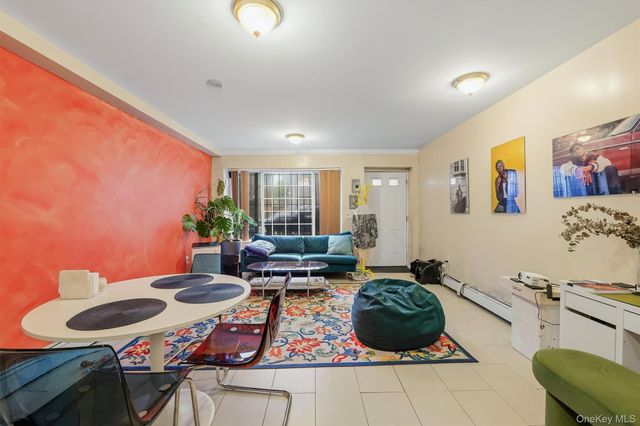 717 E 215th Street, Bronx, NY 10467