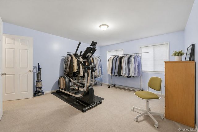 717 E 215th Street, Bronx, NY 10467