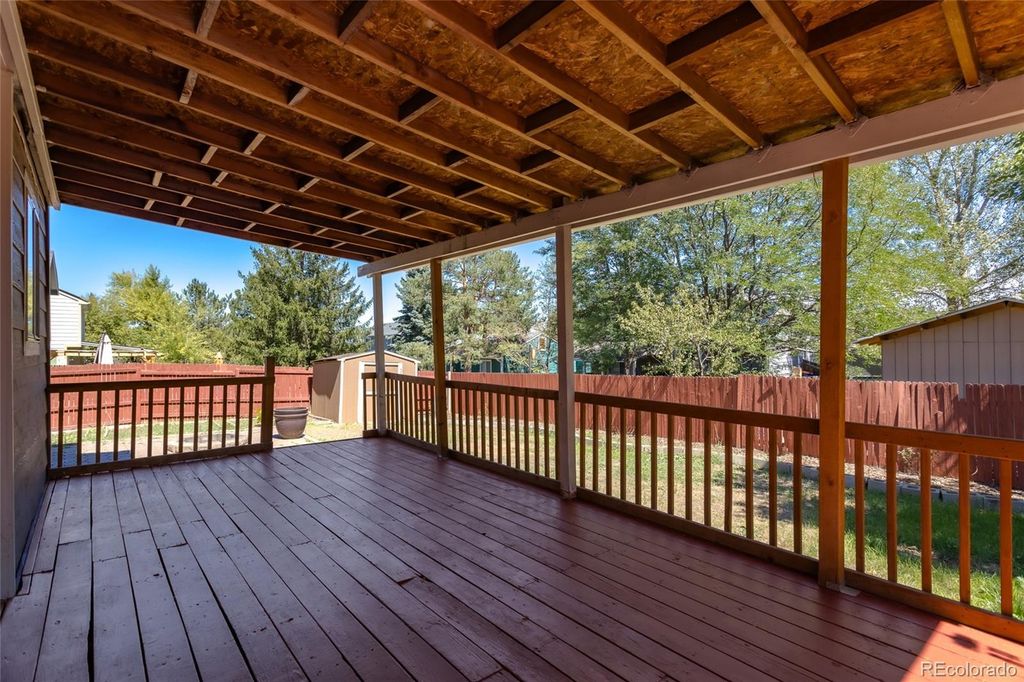 Image 24 of property listing at 4984 S Dunkirk Way, Centennial, CO 80015