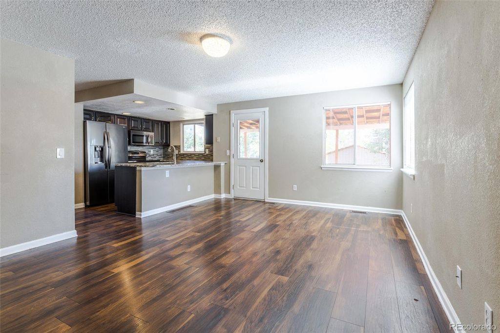 Image 7 of property listing at 4984 S Dunkirk Way, Centennial, CO 80015
