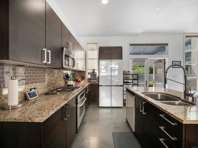 540 9Th Avenue 104, San Diego, CA 92101