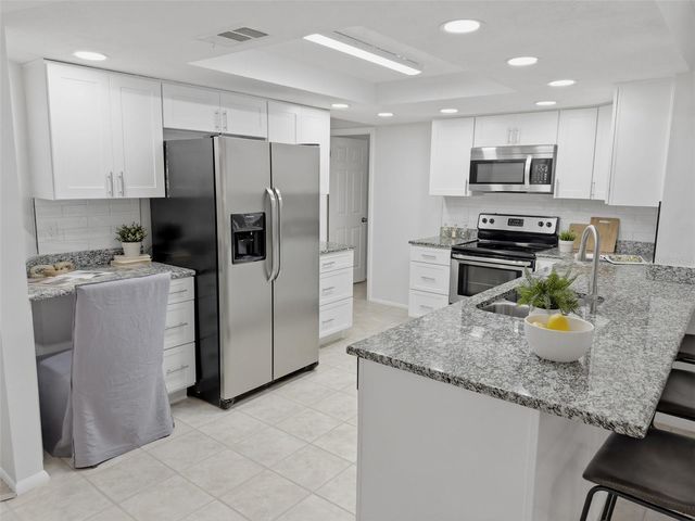 7607 BRAMBLEWOOD DRIVE, Port Richey, FL 34668