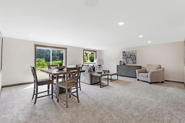 2301 136th Court W, Rosemount, MN 55068