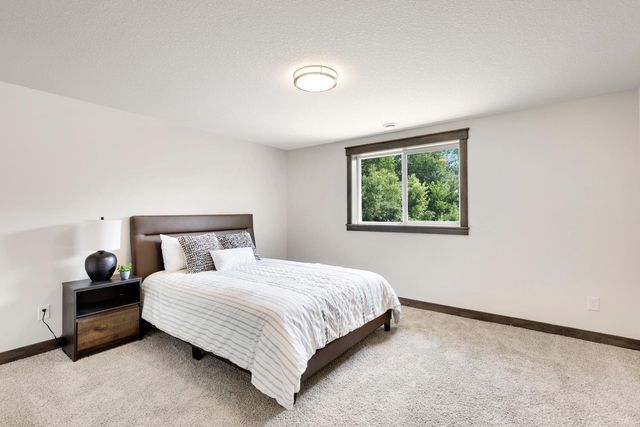 2301 136th Court W, Rosemount, MN 55068