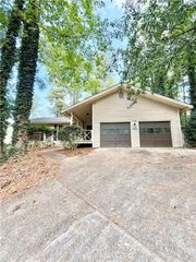120 Wilhelmina Drive, Ellenwood, GA 30294