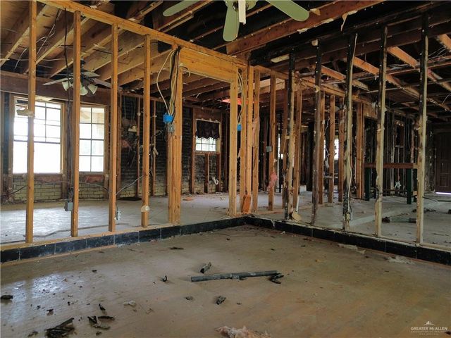 1010 E Bagwell Street, Pharr, TX 78577