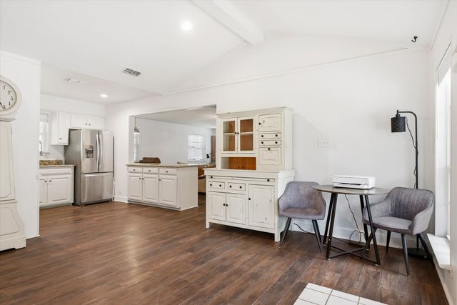 105 Grass Knoll Drive, Hideaway, TX 75771