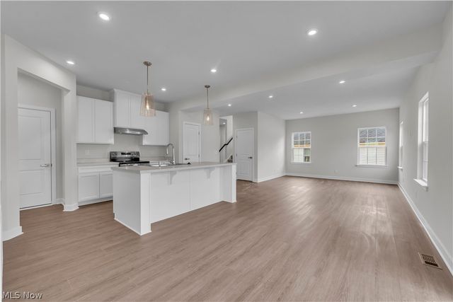 15114 Sawgrass Lane, Middlefield, OH 44062