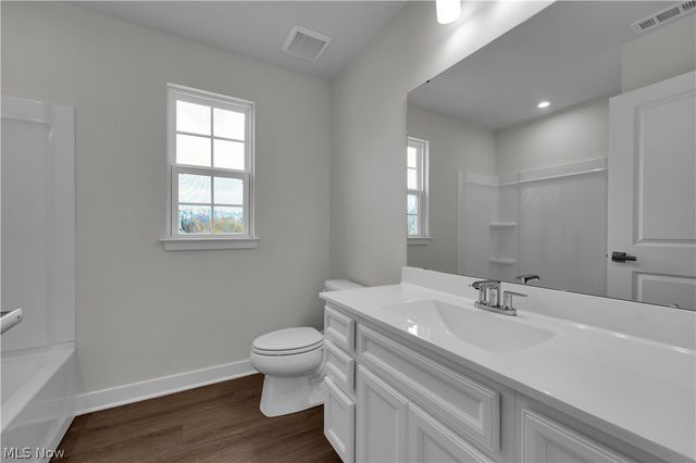 15114 Sawgrass Lane, Middlefield, OH 44062