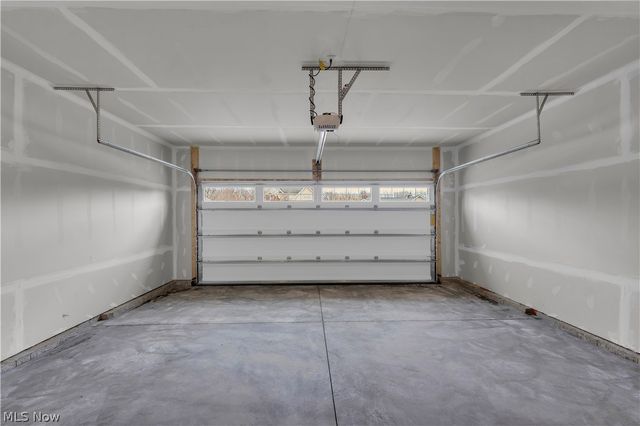 15114 Sawgrass Lane, Middlefield, OH 44062