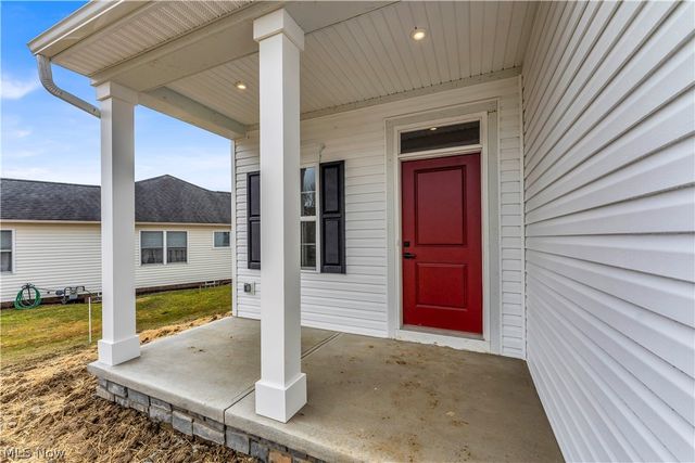 15114 Sawgrass Lane, Middlefield, OH 44062