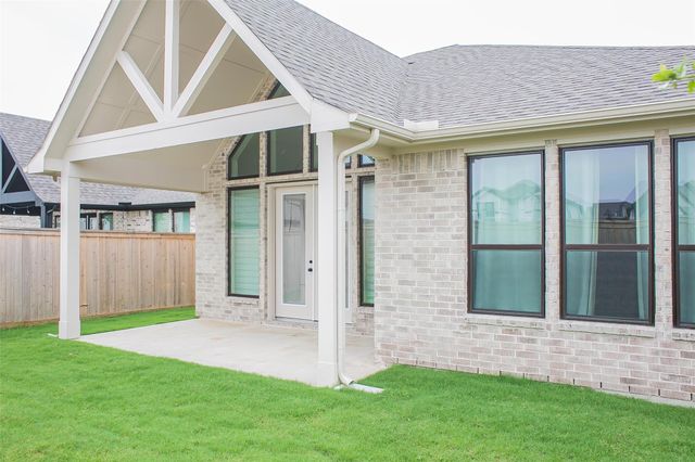 15327 Algunas Plumas, Cypress, TX 77433