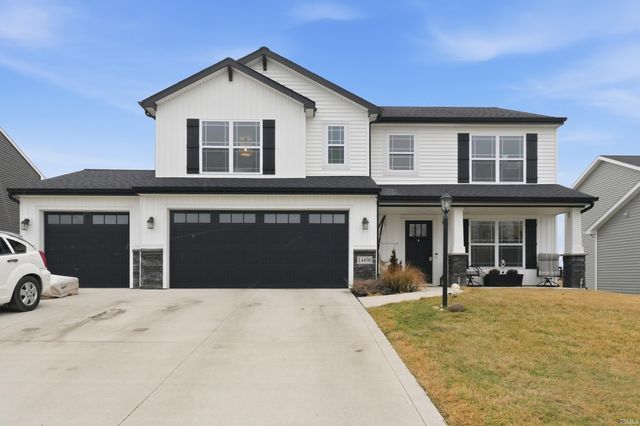 14490 Verona Lakes Passage, Fort Wayne, IN 46814