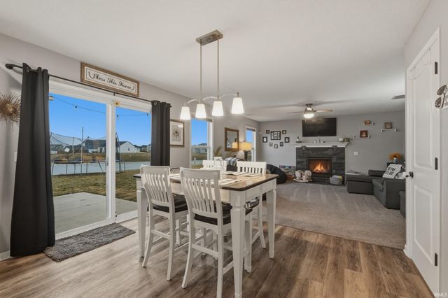 14490 Verona Lakes Passage, Fort Wayne, IN 46814