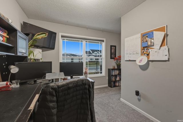 14490 Verona Lakes Passage, Fort Wayne, IN 46814