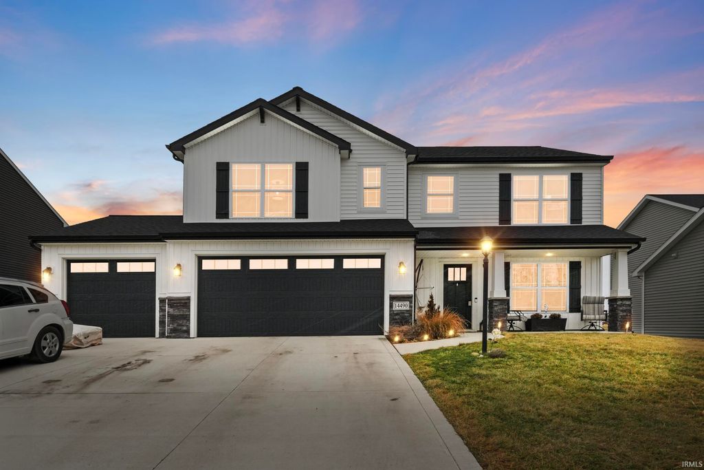 14490 Verona Lakes Passage, Fort Wayne, IN 46814