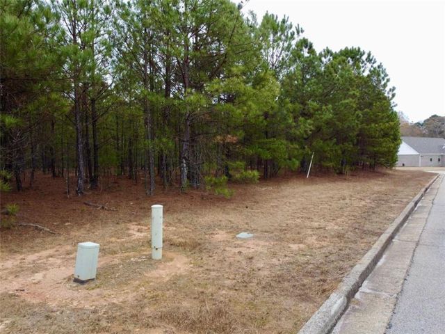 1020 Towne Cir, Social Circle, GA 30025