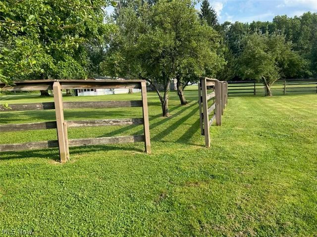 2393 Sodom Hutchings, Vienna, OH 44473