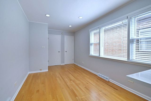 4109 N Menard Avenue, Chicago, IL 60634