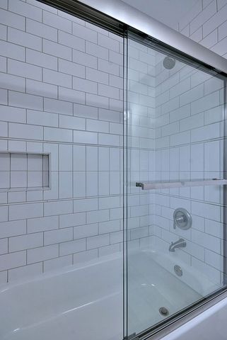 4109 N Menard Avenue, Chicago, IL 60634