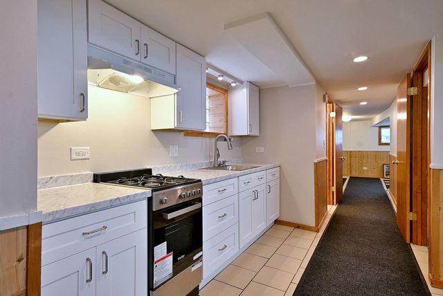 4109 N Menard Avenue, Chicago, IL 60634