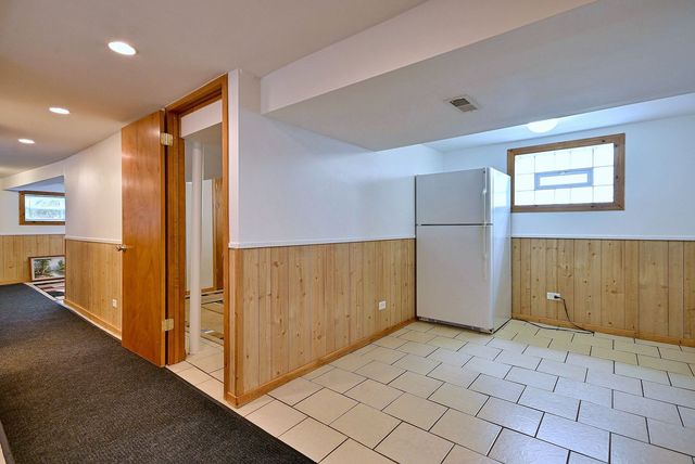 4109 N Menard Avenue, Chicago, IL 60634