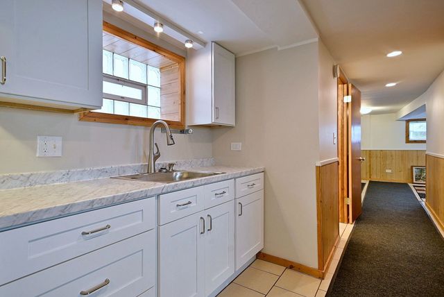 4109 N Menard Avenue, Chicago, IL 60634