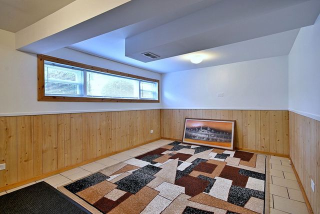 4109 N Menard Avenue, Chicago, IL 60634