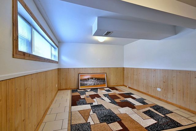 4109 N Menard Avenue, Chicago, IL 60634
