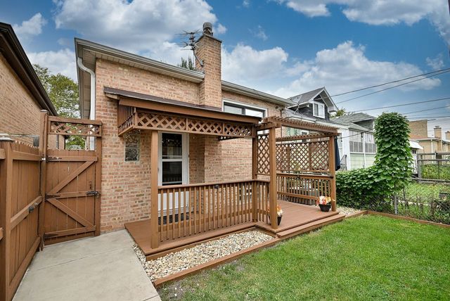 4109 N Menard Avenue, Chicago, IL 60634