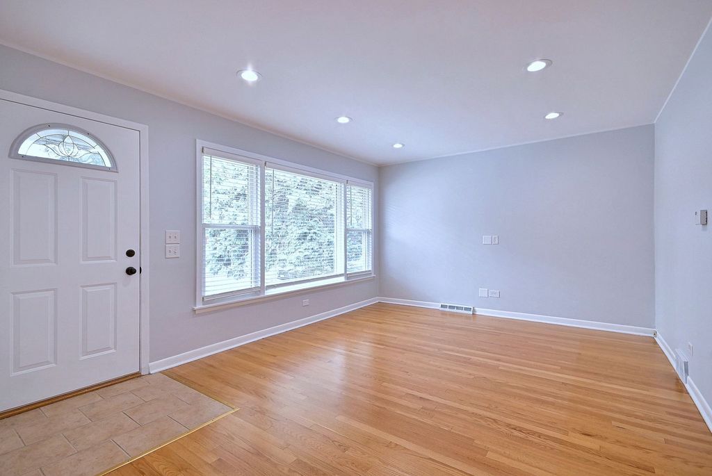 4109 N Menard Avenue, Chicago, IL 60634 — photo 3