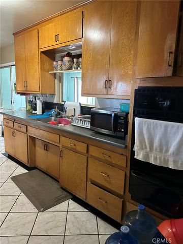 12205 Deerwood Lane, Moreno Valley, CA 92557