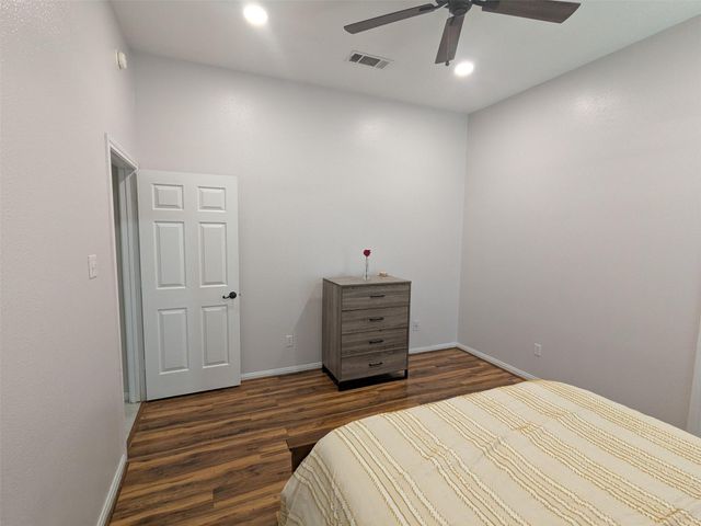 1035 N Colbert Street, Dayton, TX 77535