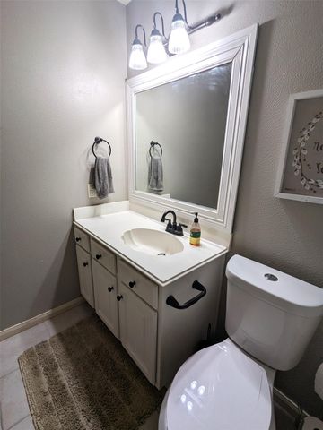 1035 N Colbert Street, Dayton, TX 77535