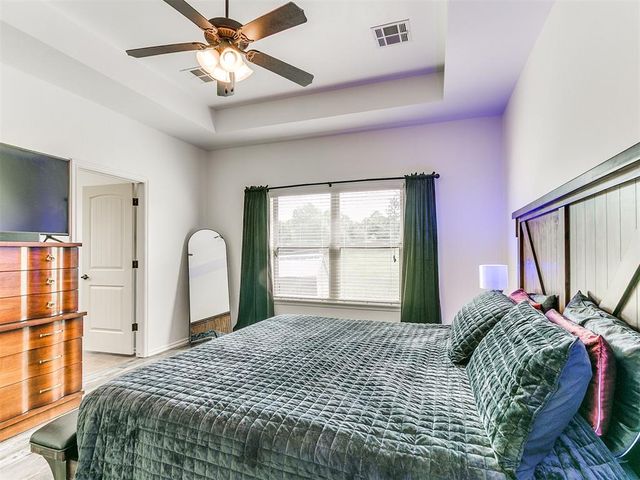186 Oakridge Drive, Choctaw, OK 73020