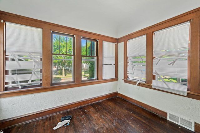 4656 N 40th STREET, Milwaukee, WI 53209