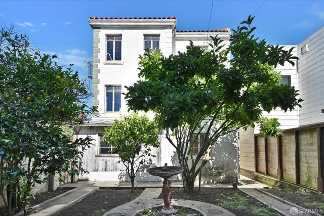 201 Capra Way, San Francisco, CA 94123