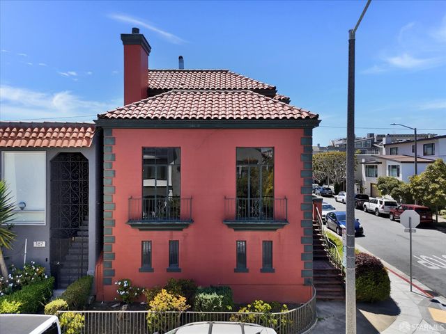 201 Capra Way, San Francisco, CA 94123