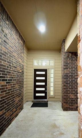 4510 Greenleaf Drive, Spring, TX 77389