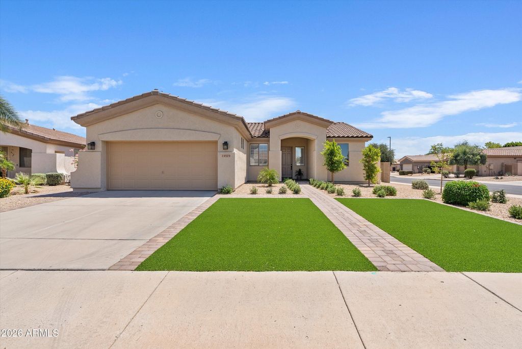 14570 W CATALINA Drive, Goodyear, AZ 85395