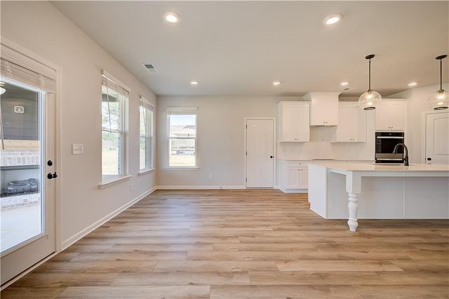 120 Haverling Pass, Hampton, GA 30252