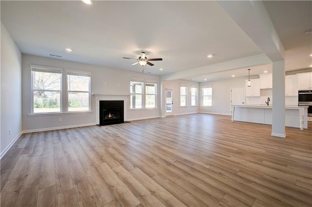 120 Haverling Pass, Hampton, GA 30252
