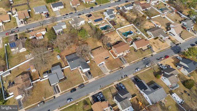 20 PARKHILL LN, Sicklerville, NJ 08081