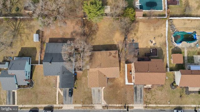 20 PARKHILL LN, Sicklerville, NJ 08081