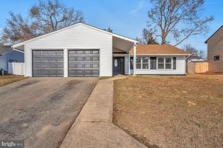 20 PARKHILL LN, Sicklerville, NJ 08081