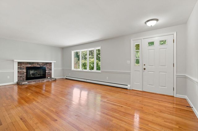 49 Cameron Road, North Falmouth, MA 02556